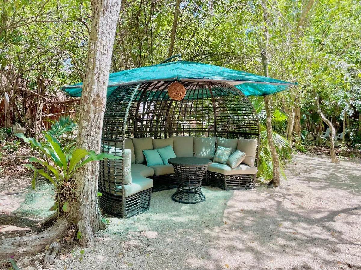 Ku Kuk Glamping Apartment Chemuyil Mexico