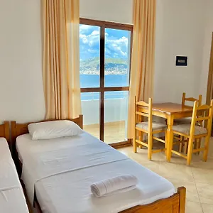 Redi's Seaview Apartment Sarande