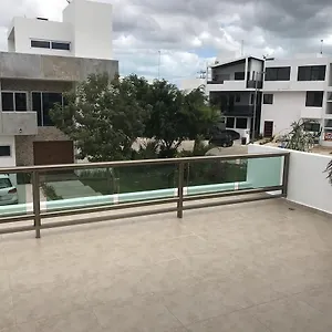 Airport Zone Homestay Cancun