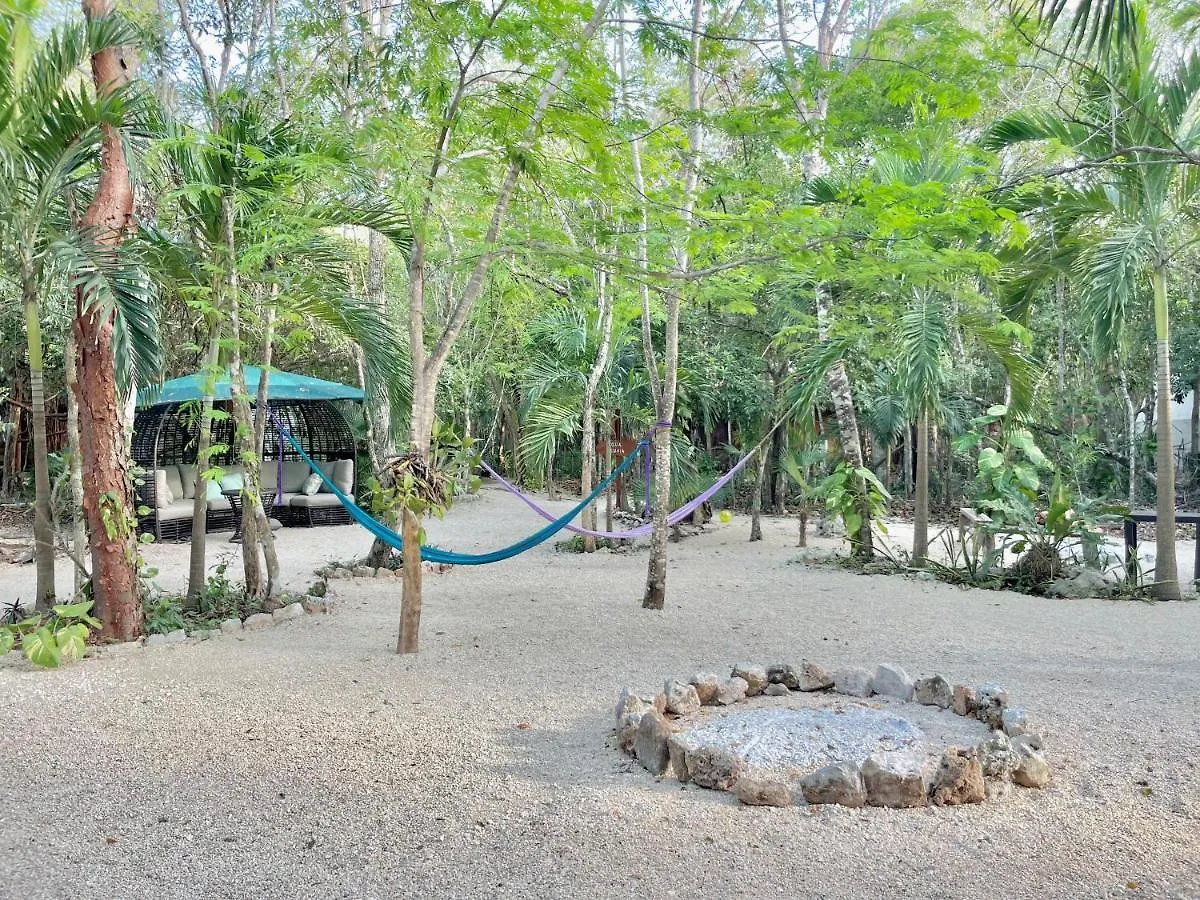 Apartamento Ku Kuk Glamping Chemuyil